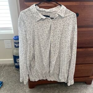 Lightweight cotton dress shirt